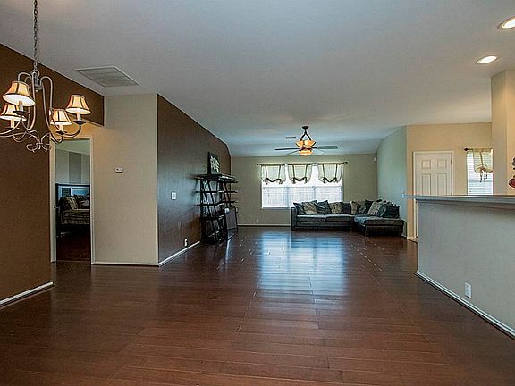 3rd image of 14114 Coveney Dr