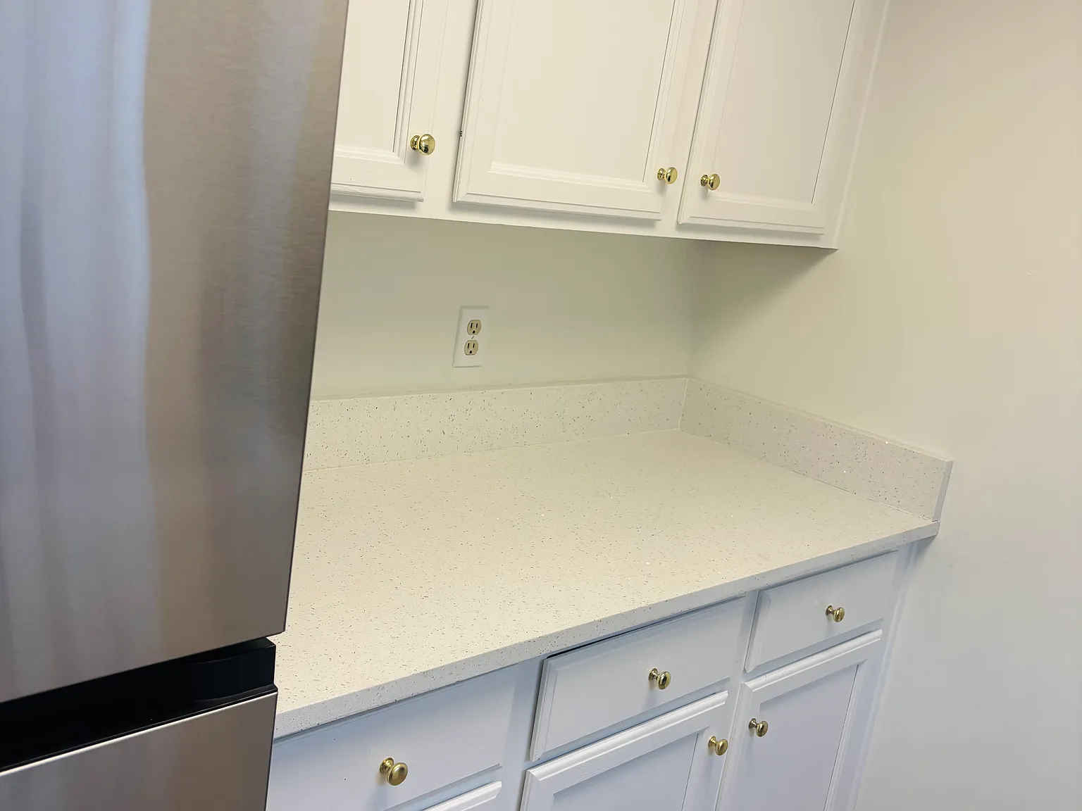 2 bed, 950 sqft, $1,900 — Photo 3