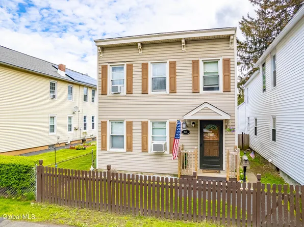 398 3rd Avenue, Troy, NY 12182