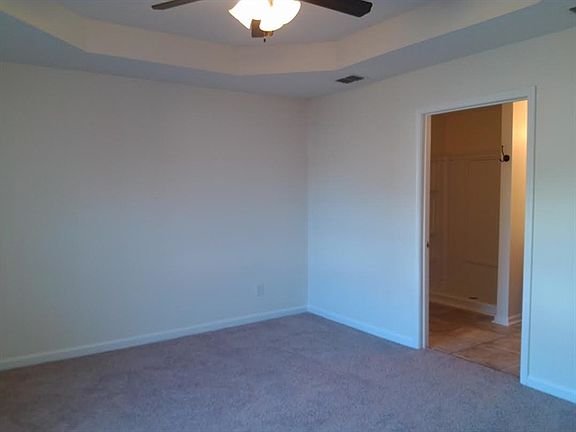 4th image of 500 Barking Dr