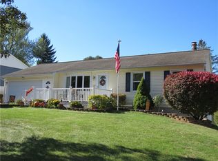91 Cambridge Rd, Hilton, NY 14468