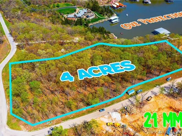 Forest Trce, Sunrise Beach, MO 65079