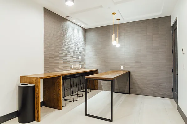 Rented by Nooklyn NYC LLC | media 67