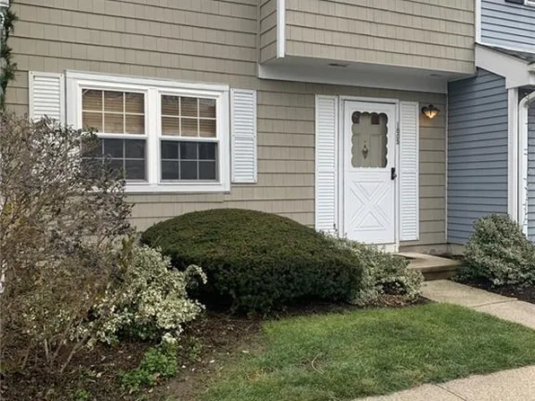 93 Park Avenue #1805, Danbury, CT 06810