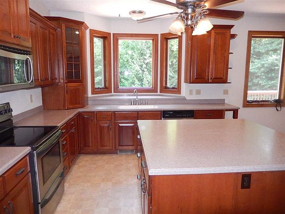 3rd image of 5169 W McNeely St