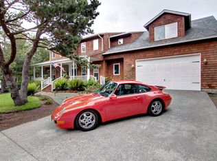 89751 Sea Breeze Dr, Warrenton, OR 97146