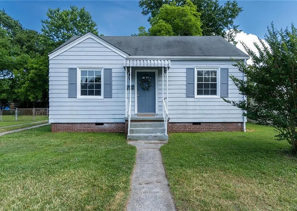 24 Cavalier Rd