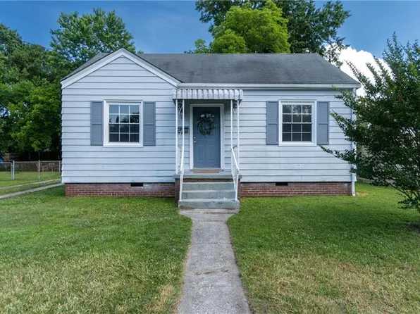 24 Cavalier Rd, Hampton, VA 23669
