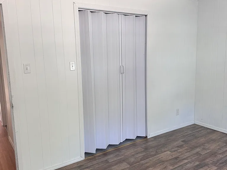 222 Airport Dr #5 — Photo 4