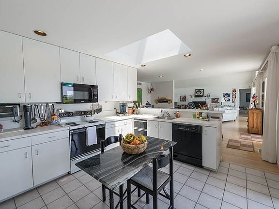 5th image of 50 Mill Creek Close