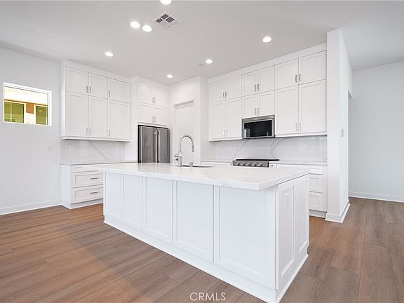 4th image of 108 Verbana Way