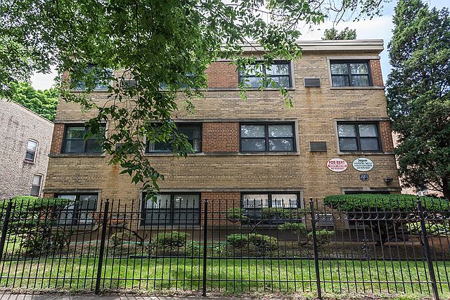 1st image of 2211 W Touhy Ave #6C