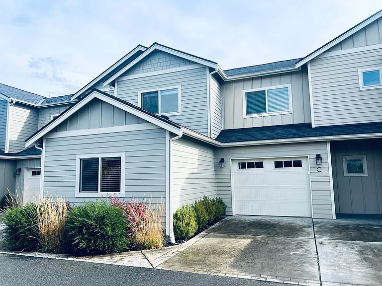 Lewis - Trail Road — Photo 1