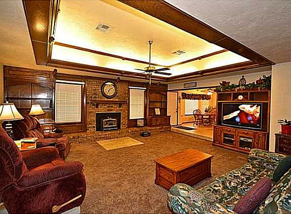 4th image of 10125 Casa Linda