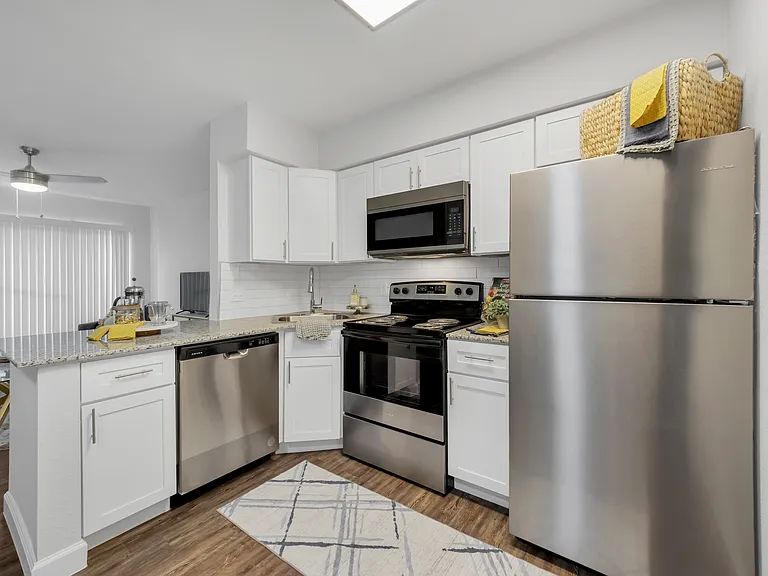 The Burke Apartments — Photo 19