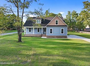 107 E Holly Ridge Rd, New Bern, NC 28562