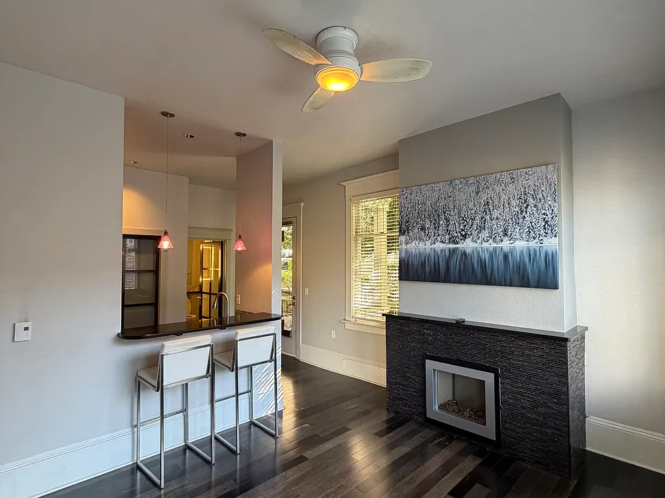 1424 Belmont Ave #162