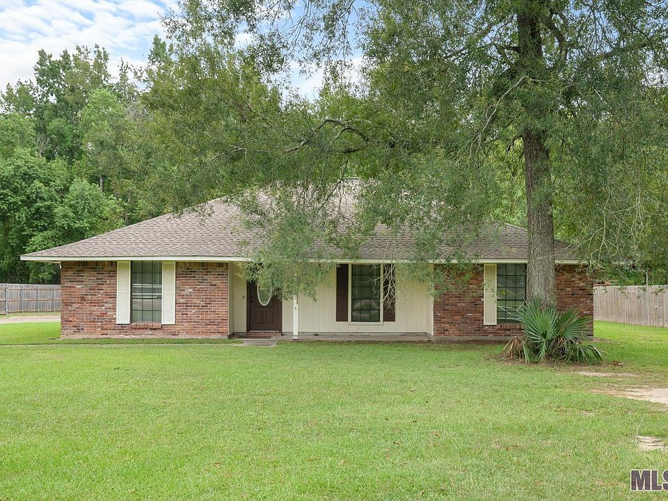 1st image of 16333 Paint Ave