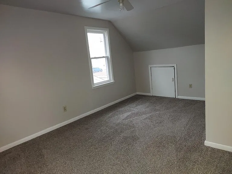 bedroom 2nd floor