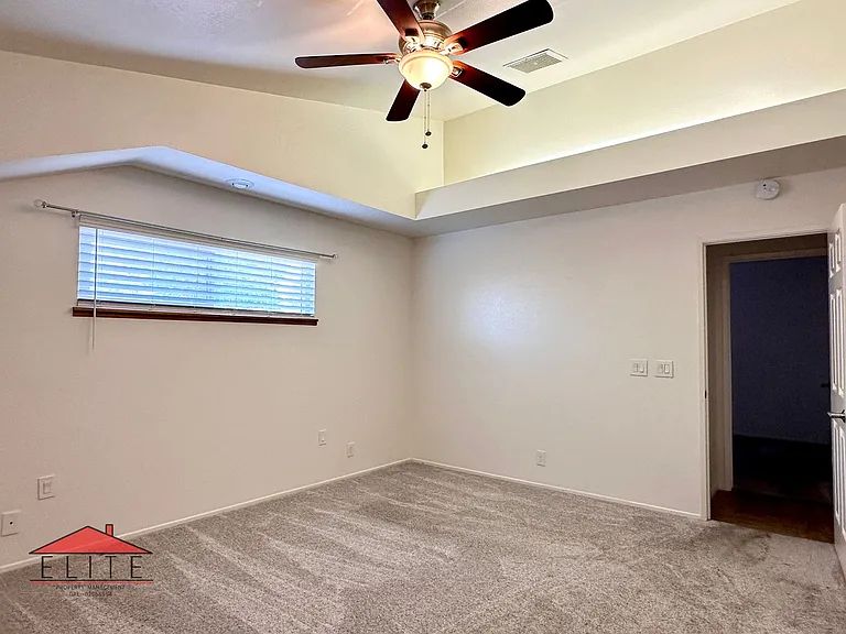 228 Yellowstone Pl — Photo 17