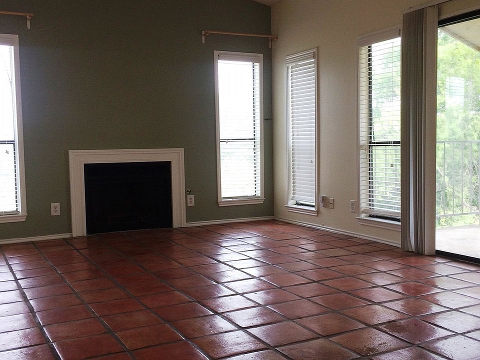 1st image of 1307 Barton Hills Dr APT 10