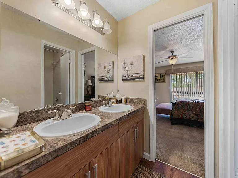 Townhome Primary Bathroom 2