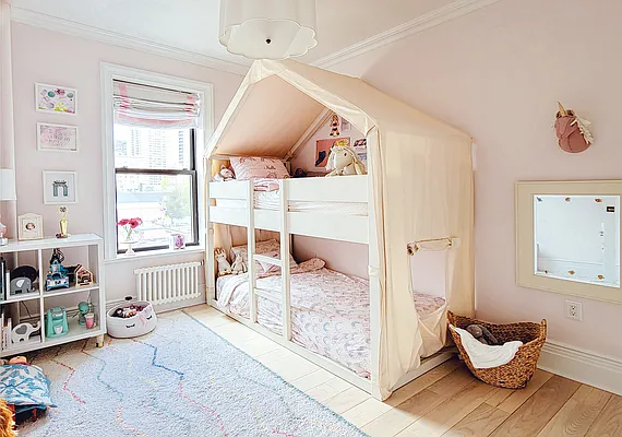 Rented by Brown Harris Stevens | media 9