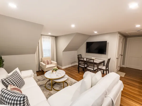 32 Farmington St, Worcester, MA