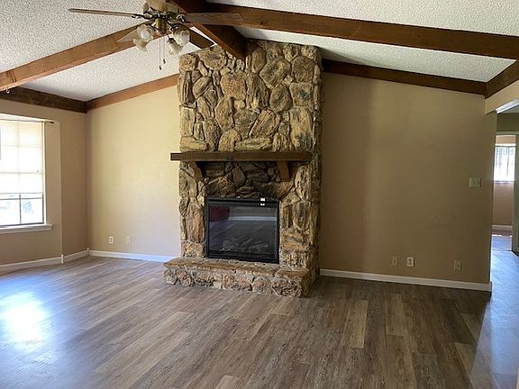 3rd image of 240 Ramona Dr