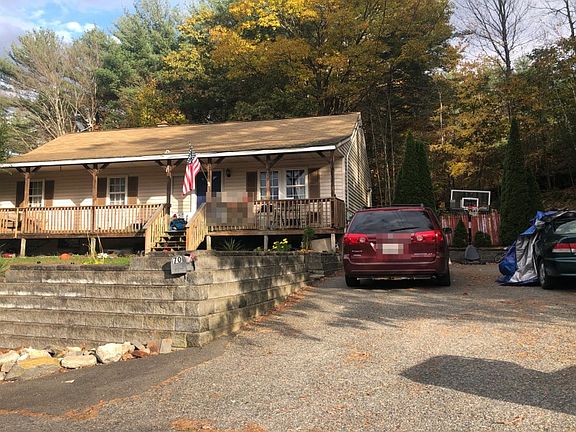 2nd image of 70 Birch St