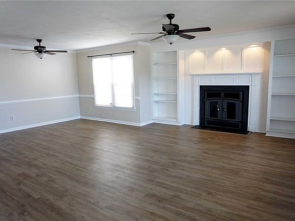 2nd image of 3169 Winterberry Ln