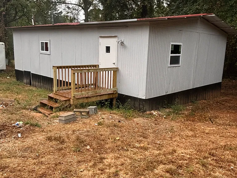 26 Magnolia Dr — Photo 1