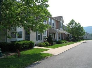 202 Pebble Ln, Bellefonte, PA