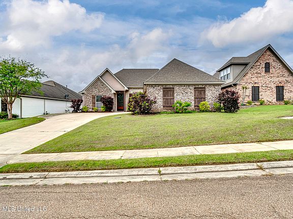 2nd image of 130 Grace Dr