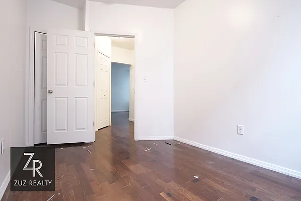 Rented by Zuz Realty | media 41