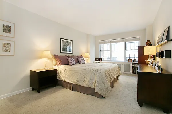 Sold by Corcoran | media 8