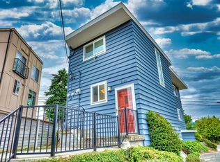 8100 Green Lake Dr N, Seattle, WA 98103