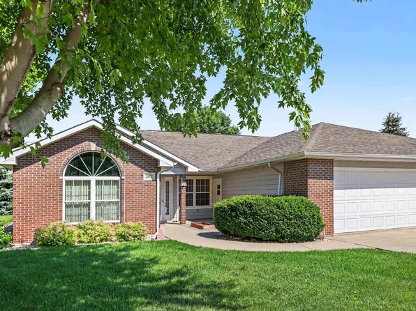 2051 Arbor Rdg, Brookings, SD 57006