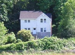 1974 Grand Ave, Astoria, OR 97103