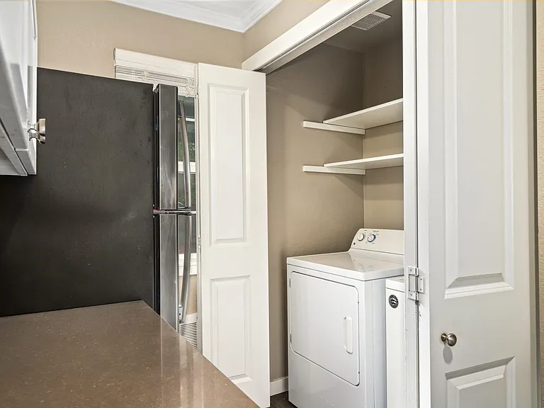 The Row Townhomes — Photo 18