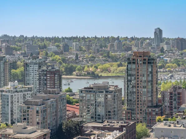 928 Homer St #2809, Vancouver, BC V6B 1T7