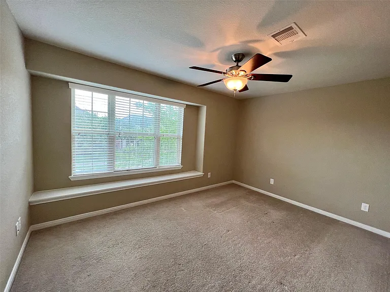 6418 Burgess Heights Ln — Photo 18