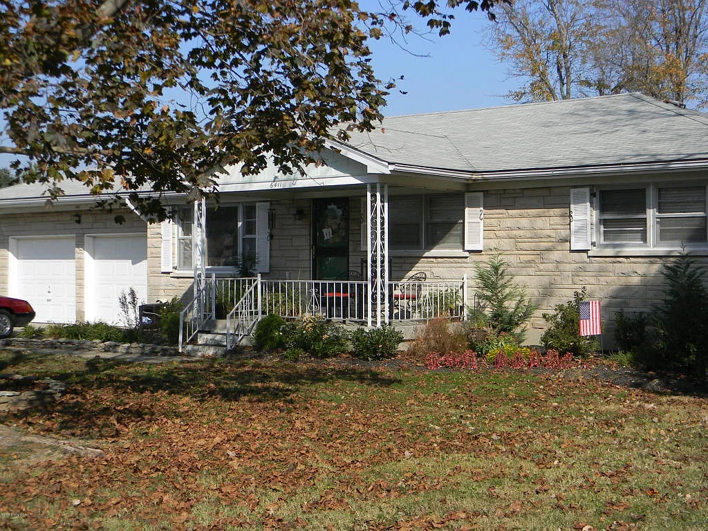 6411 Lower Hunters Trce photo 1