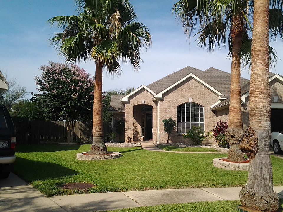 Front before new fence