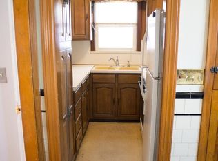 614 Admiral St, Providence, RI 02908