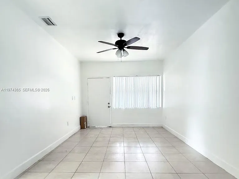 5701 N Miami Ave #B — Photo 2