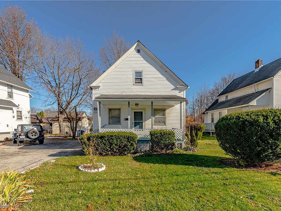 1st image of 3229 Elyria Ave