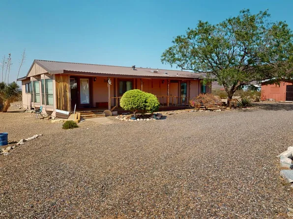 8405 Del Sol Rd SE, Deming, NM 88030