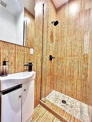 Rented by Doorway NYC, LLC | media 17