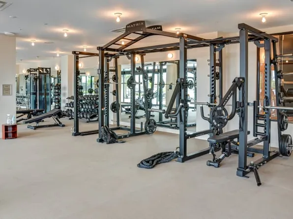 130 Clarke Avenue image 14 of 15